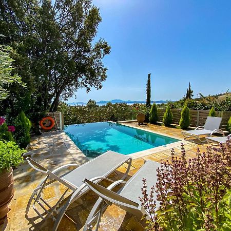 La Riviera Barbati Seaside Apartments & Villas Экстерьер фото