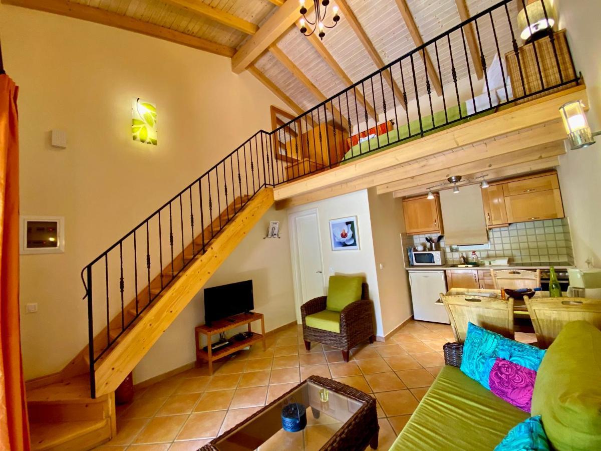 La Riviera Barbati Seaside Apartments & Villas Экстерьер фото