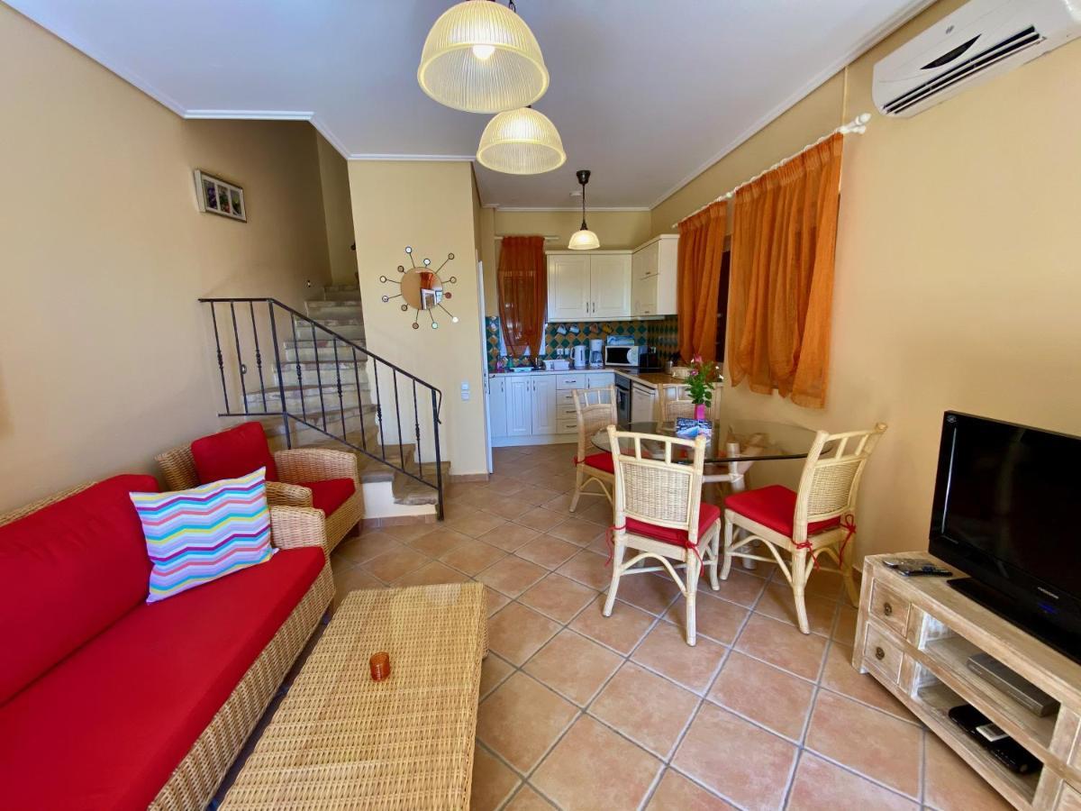 La Riviera Barbati Seaside Apartments & Villas Экстерьер фото