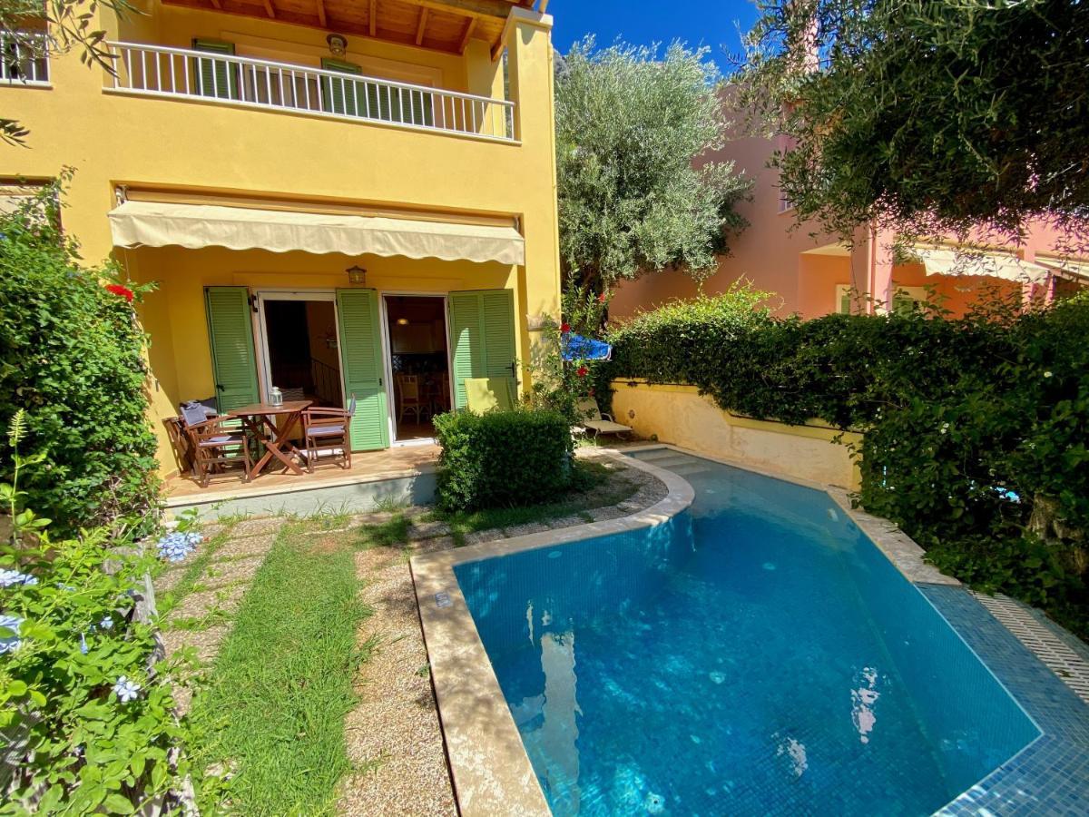 La Riviera Barbati Seaside Apartments & Villas Экстерьер фото