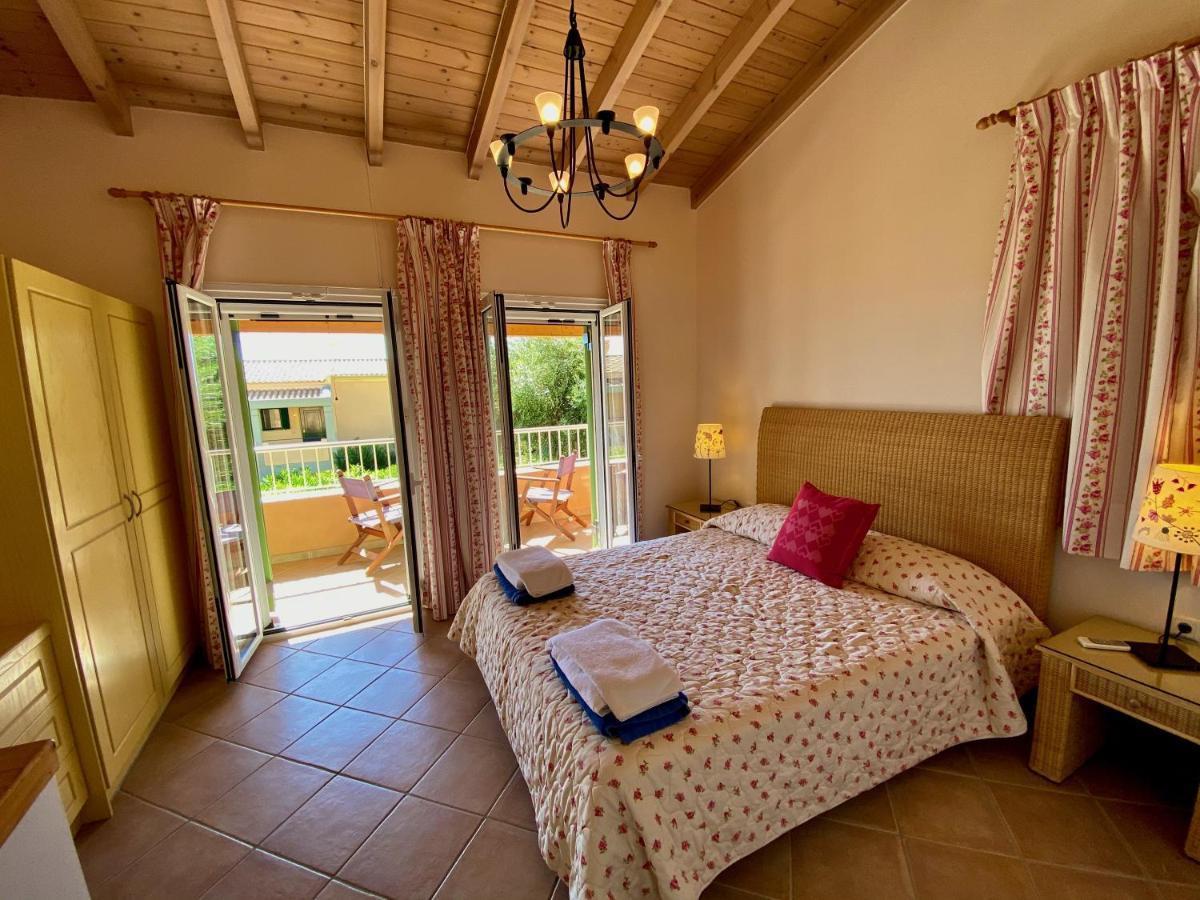 La Riviera Barbati Seaside Apartments & Villas Экстерьер фото