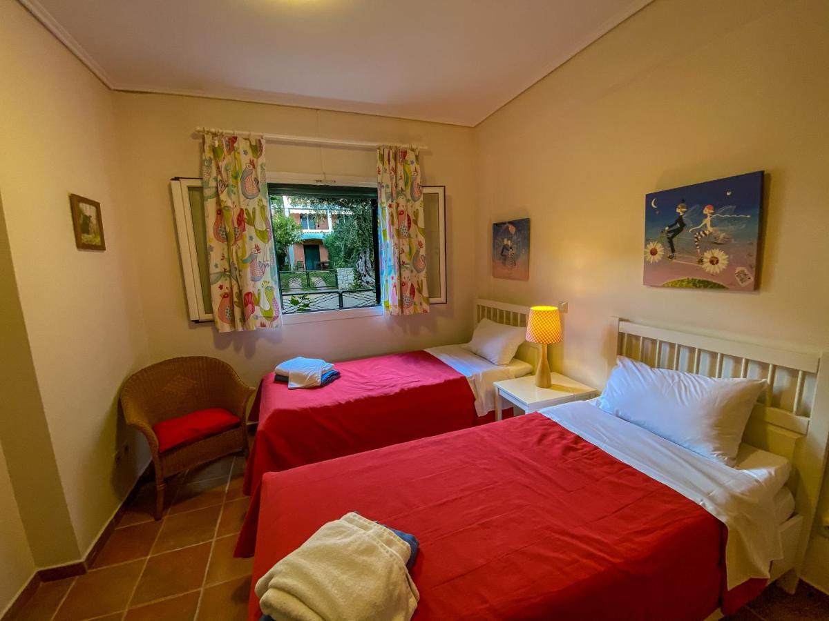 La Riviera Barbati Seaside Apartments & Villas Экстерьер фото