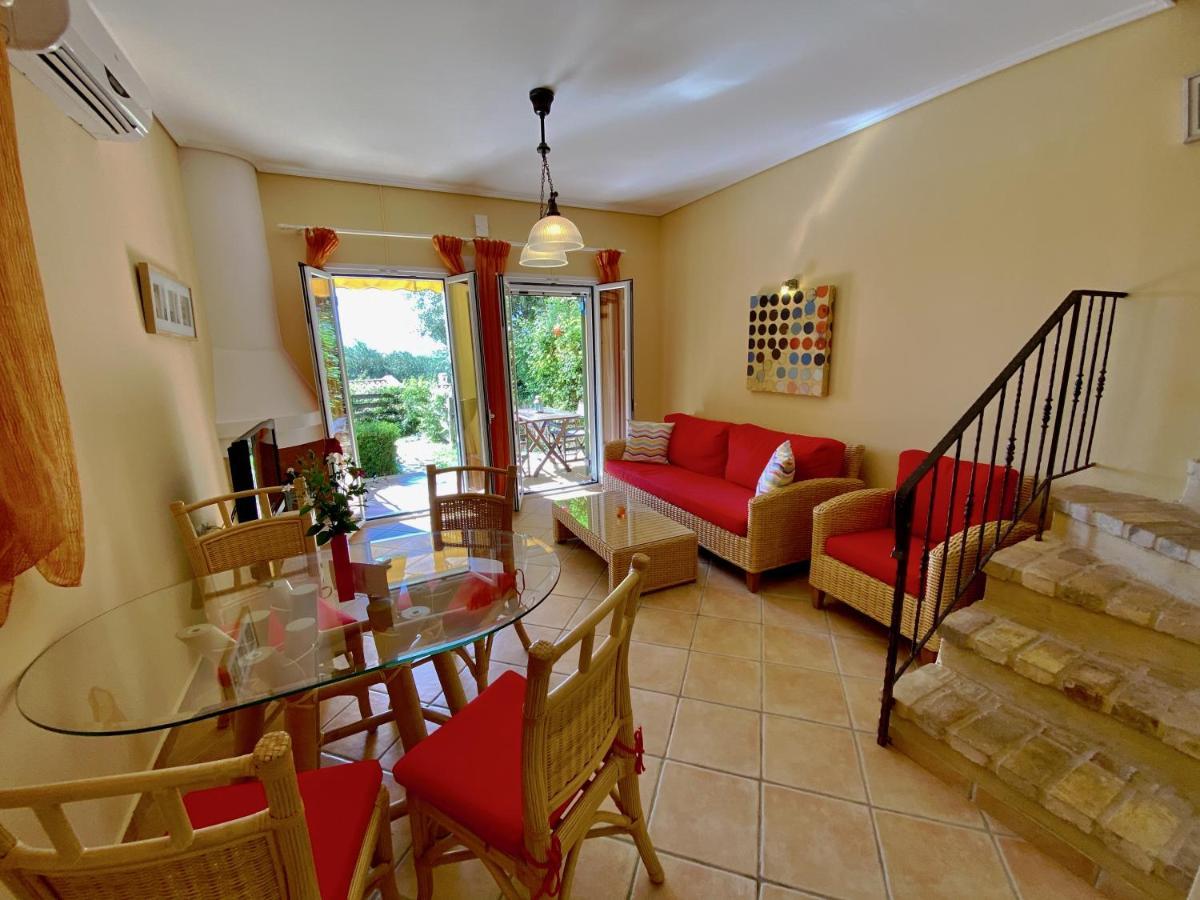 La Riviera Barbati Seaside Apartments & Villas Экстерьер фото