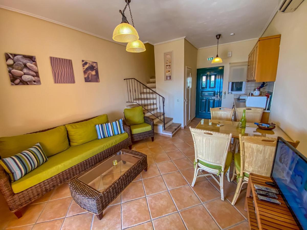 La Riviera Barbati Seaside Apartments & Villas Экстерьер фото