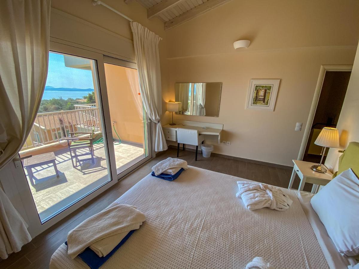 La Riviera Barbati Seaside Apartments & Villas Экстерьер фото